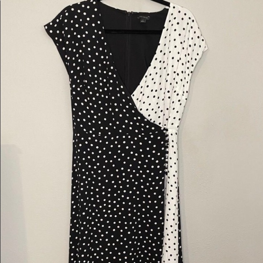 Ann Taylor size 6 Black & White Polka dot dress.